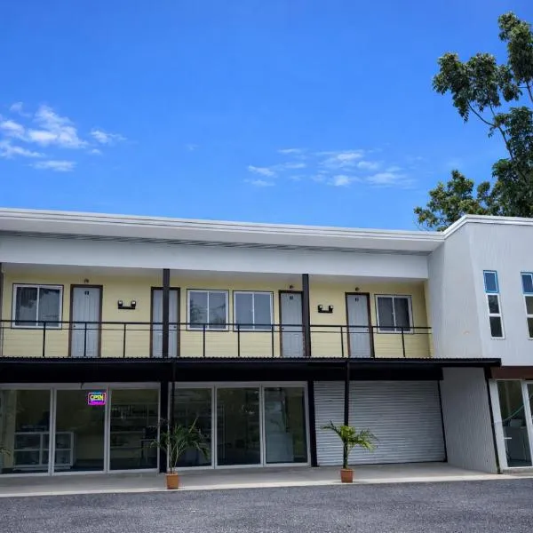 Belechl Ranch Studio Rental - Cozy Compact Room with Private Bathroom, hotel em Koror