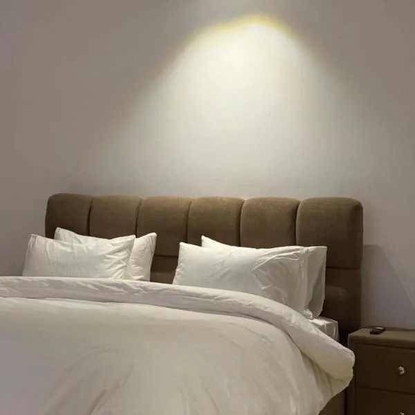 Premium Suites By Sunrise Rest House, hótel í Islamabad