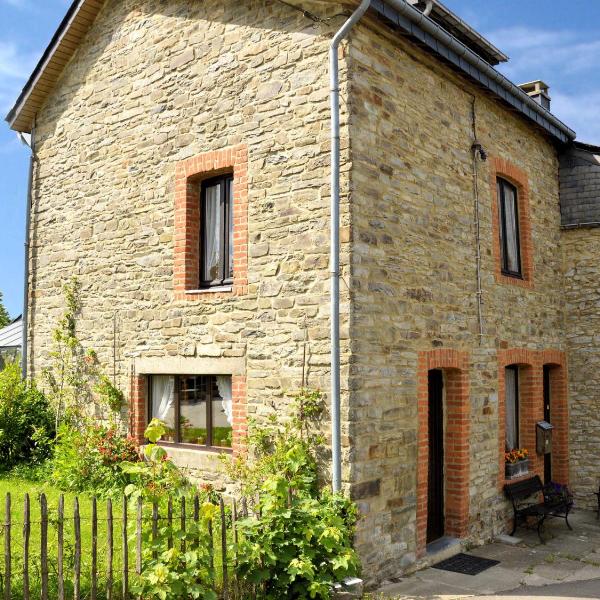 Vintage Cottage with Shared Garden in Paliseul