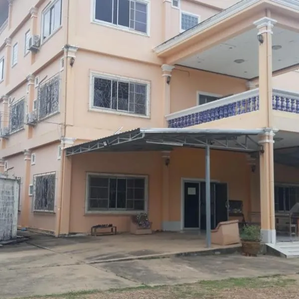 Relysenior Joli Guesthouse, hotel v destinaci Savannakhet