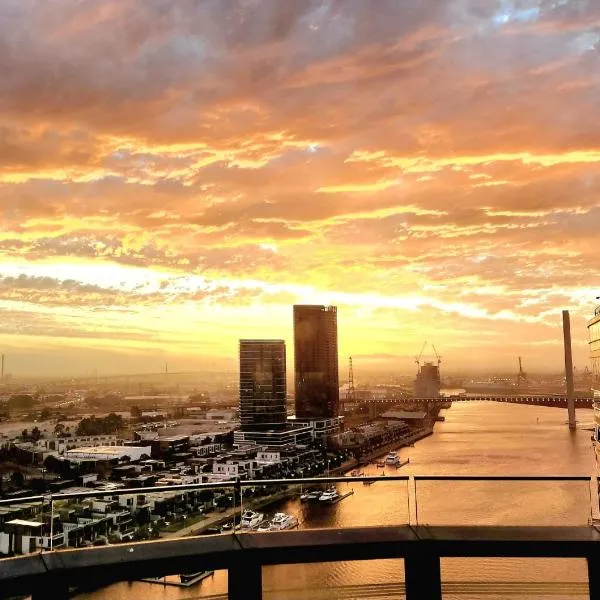 Melbourne Lifestyle Apartments - Best Views on Collins, hotel em Melbourne