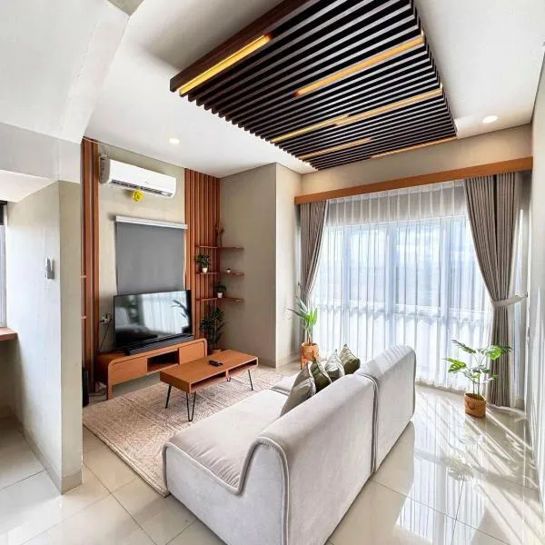 Penthouse Loft 2 Lantai at LRT City Sentul, 2BR, 120m2, hotel di Kedungmanggu
