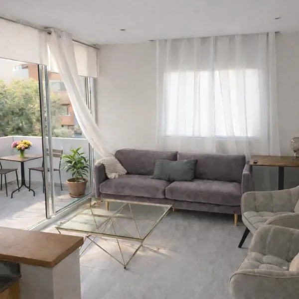Precioso apartamento en Marbella al lado del mar, khách sạn ở Marbella