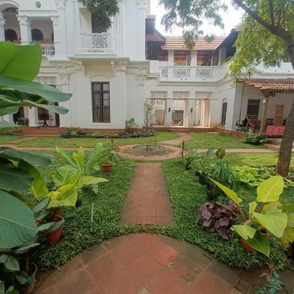 The Zamindar's Bungalow, готель у місті Тханджавур