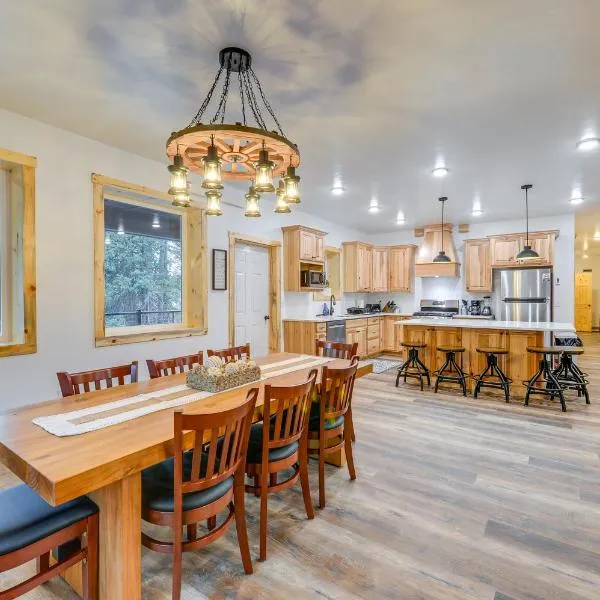 Hike and Fish Serene Afton Gem with Creek and Mtn Views, hotelli kohteessa Afton