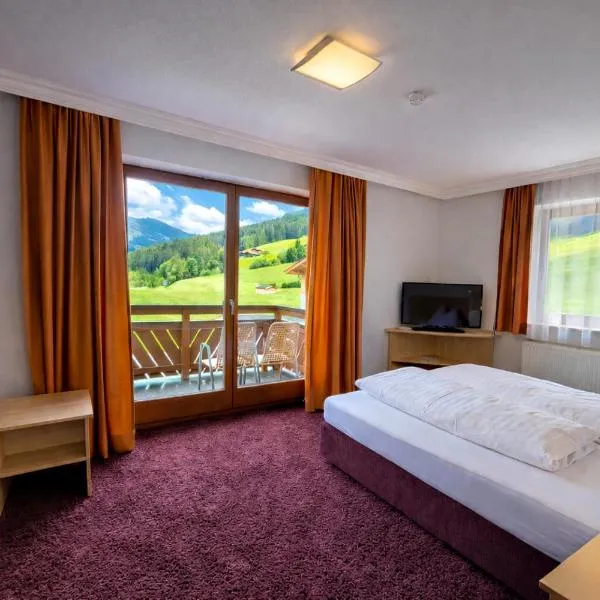 Hotel Sommerer - nur 100m zum Skilift & Jokercard, hotel u Saalbach Hinterglemmu
