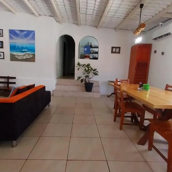 Genovesa Family home, hotel v destinaci Puerto Ayora