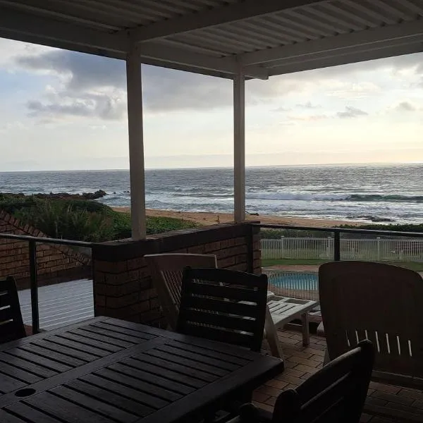 Hibberdene Beachfront Self-Catering 9 Catalina Bay, hotel en Hibberdene