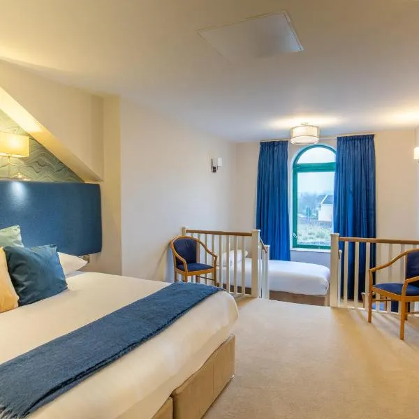The Arches Hotel, Hotel in Claregalway