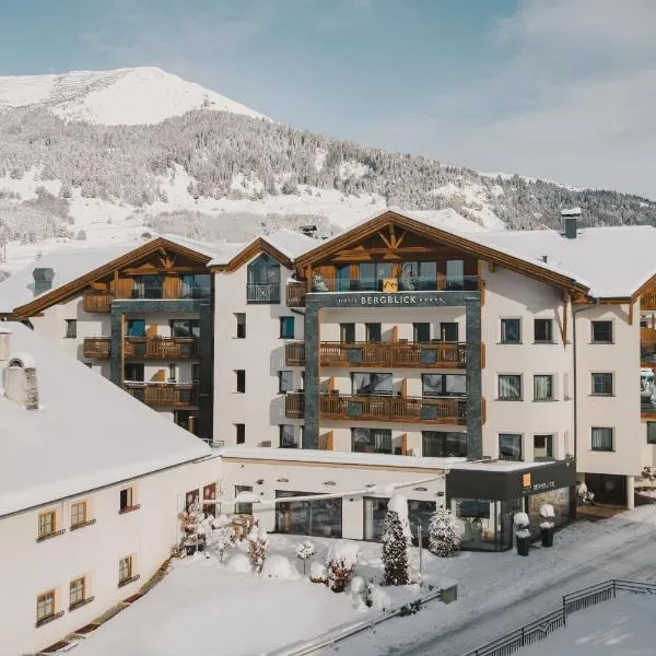 Hotel Bergblick 4 Sterne Superior, khách sạn ở Fiss