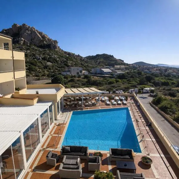 Hotiday La Maddalena Porto, khách sạn ở La Maddalena