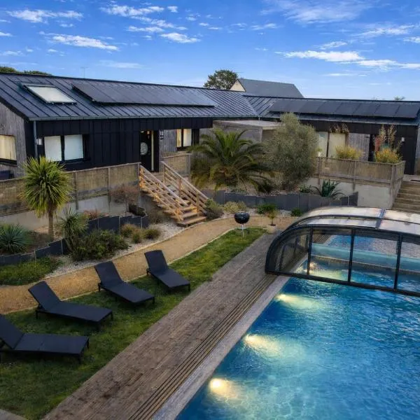 Les Suites du Littoral, hotel in Plouézec