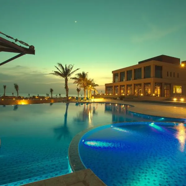 Royal L'azure Resort, hôtel à Sharma