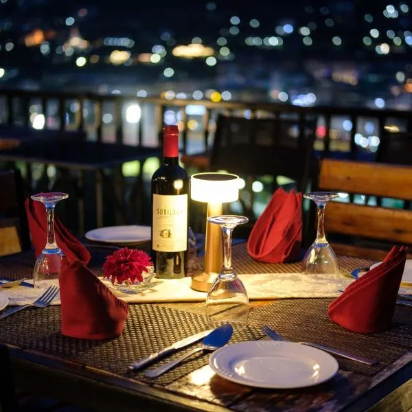 Jambayang Resort، فندق في تيمفو