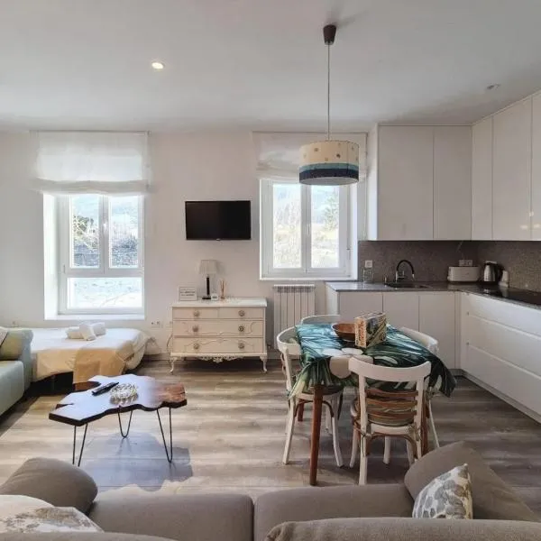 La Casita de Tina, khách sạn ở Boñar