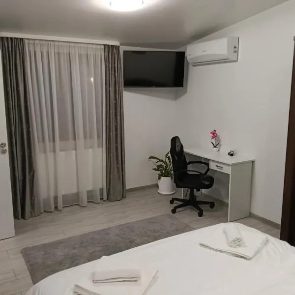 Casa M&V, hótel í Focşani