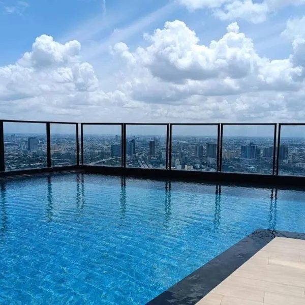 Landmark at MRTA Station, Cassia Residence Building, Huai Kwang district, hotel in Sathani Khlong Tan
