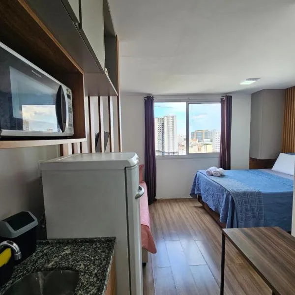 200m metro bras com Piscina, hotel in São Paulo