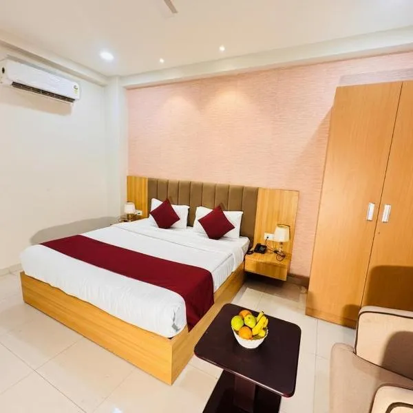 Viesnīca Aanandam Haveli Har Ki Podi Road pilsētā Haridvāra