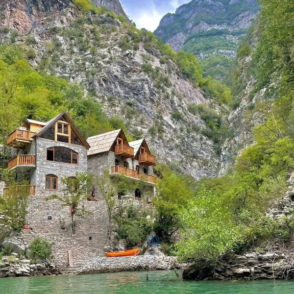 Te Konaku, Komani Lake, hotel a Koman