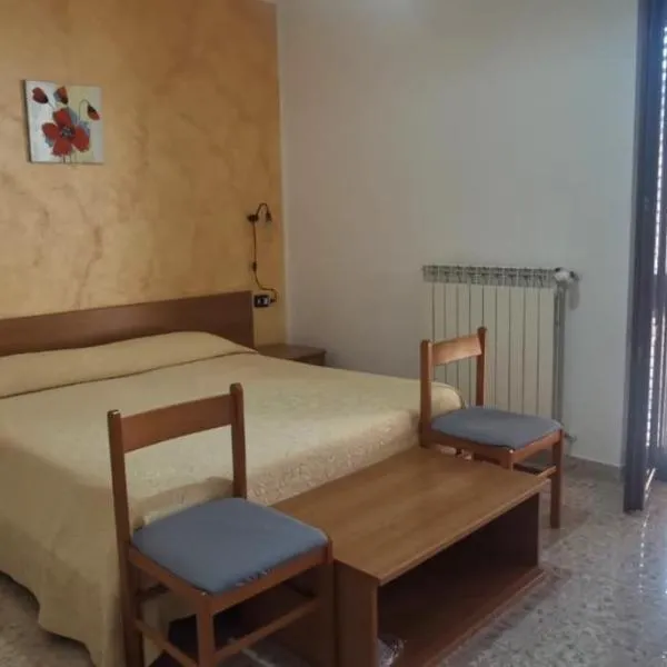 Laino Borgo में, होटल Hotel Edelweiss