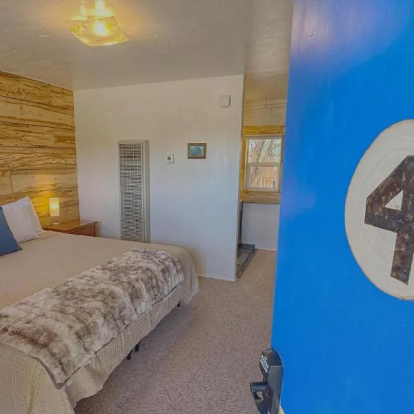 King Bear Mokee Pets OK, Shared Kitchen! #4, hotel em Lake Bluff