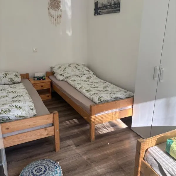 Ubytování Linda, hotelli kohteessa Klášter Hradiště nad Jizerou