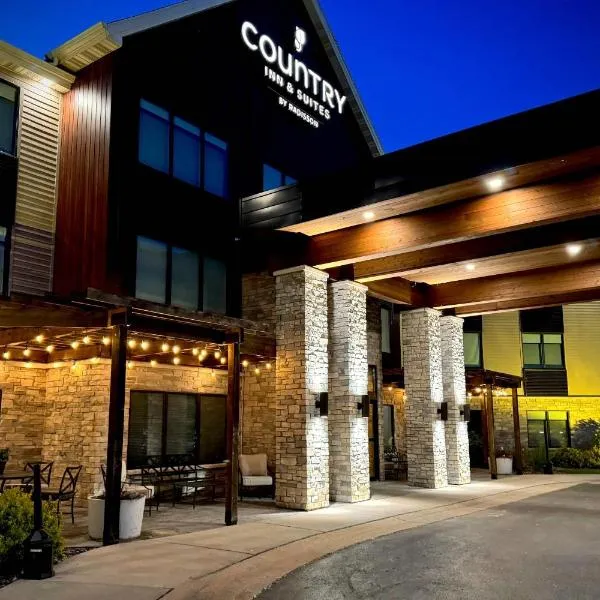 Country Inn & Suites by Radisson, Appleton Airport - Fox River Mall Area、アップルトンのホテル