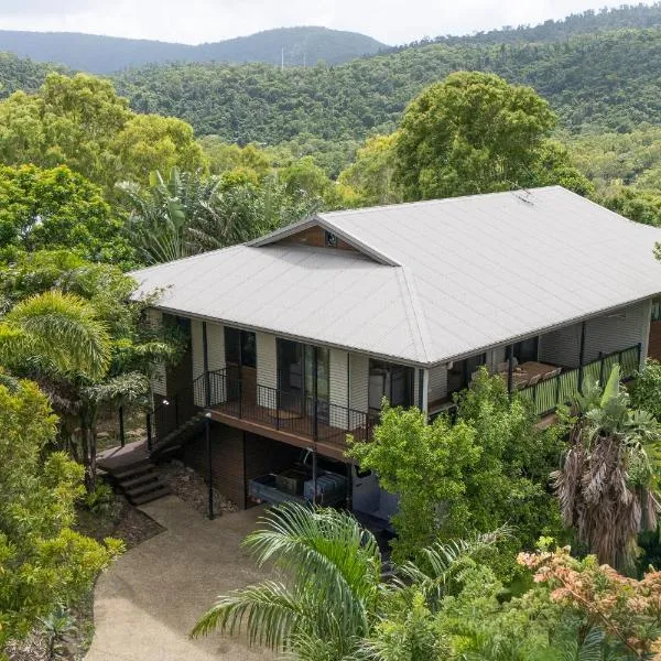 Curlew Cove, hotel di Airlie Beach