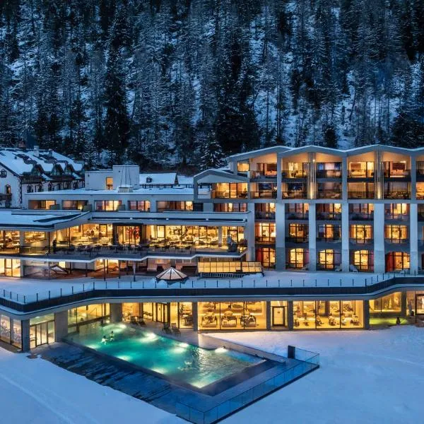 Die Post am Ortler, отель в Зольде