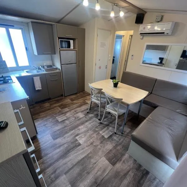 Les mobil homes de NOLY TV CLIM 6places, hotel di Port-la-Nouvelle