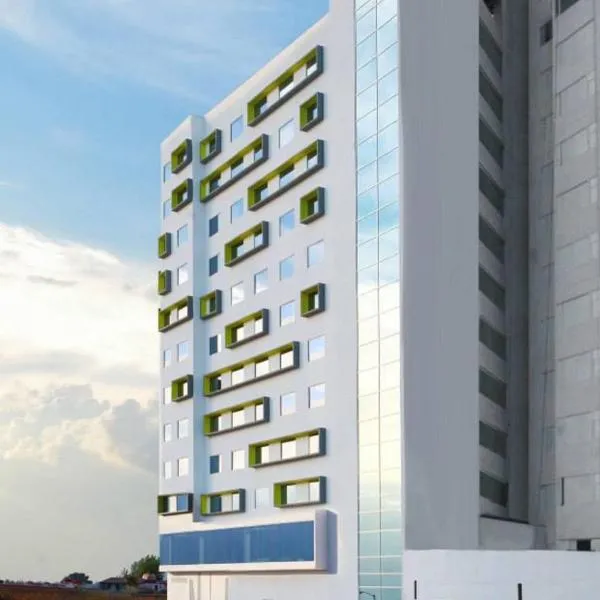 Holiday Inn Express & Suites Puebla Angelopolis by IHG, hotel v destinácii Puebla