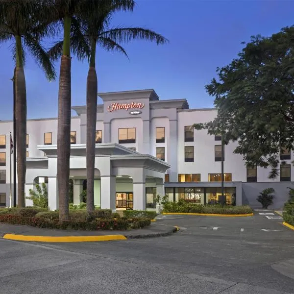 Hampton By Hilton San Jose Airport Costa Rica, hotell i Alajuela