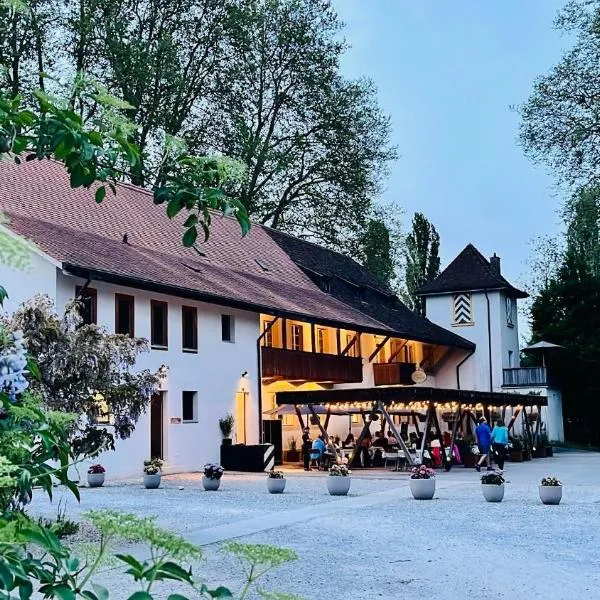 Hôtel Domaine de la Sauge, מלון בCudrefin