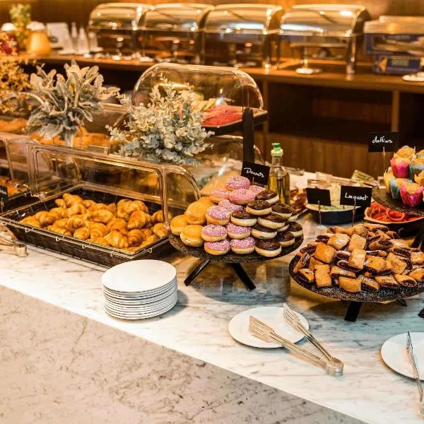 Mercure St. Julian's Malta,位于圣朱利安斯的酒店