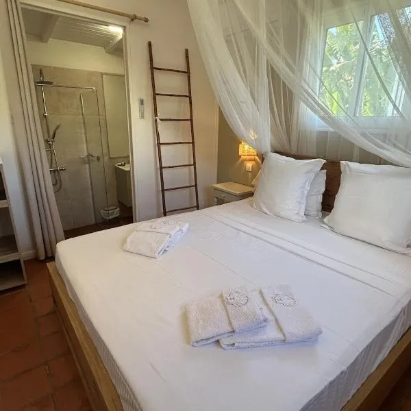 Bungalow créole en pleine campagne โรงแรมในLamentin
