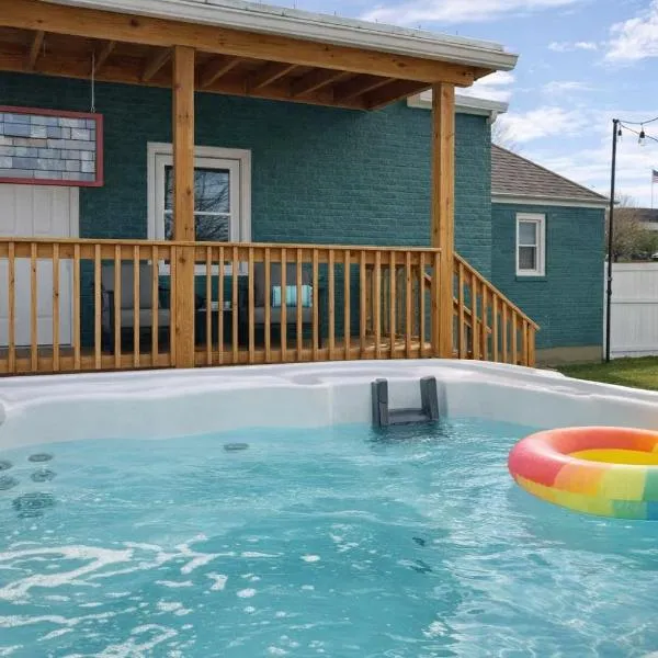 Honeybee Bungalow with Hot Tub, hotel a Bristol