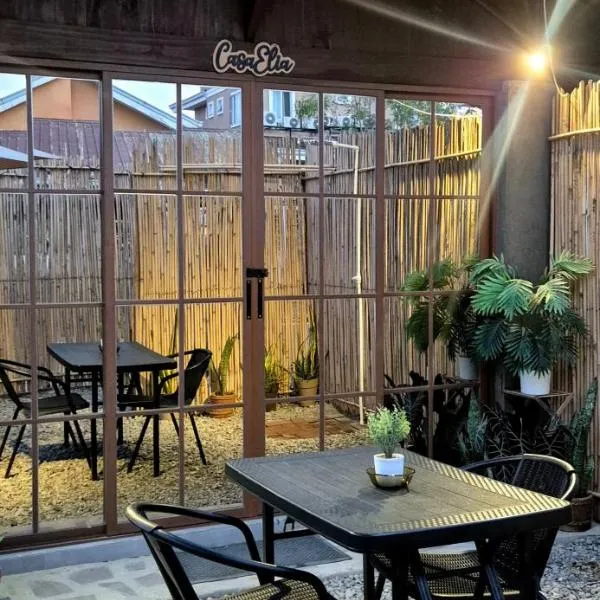 Casa Elia San Juan La Union Beach Cabin, hotel a San Juan