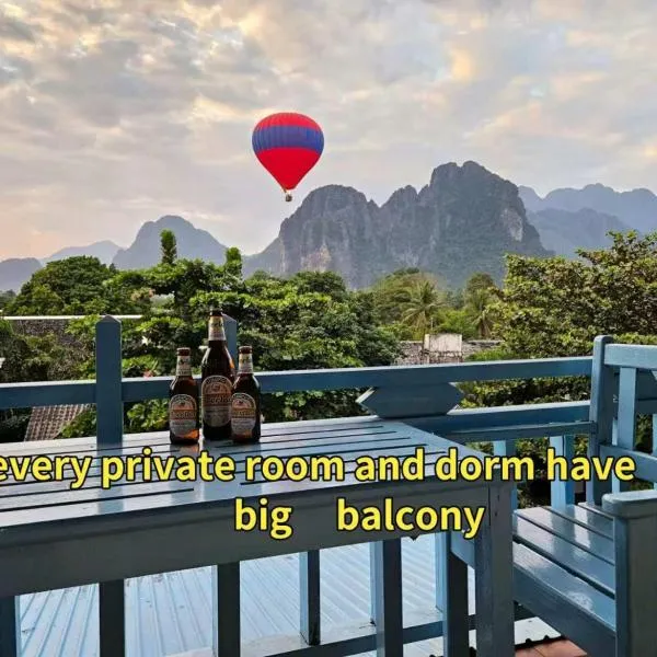 vangvieng west water hostel, отель в городе Ban Khouaphan