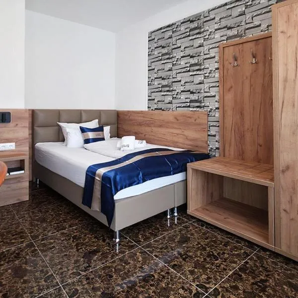 Hotel Sofia,位于巴特维尔东根的酒店