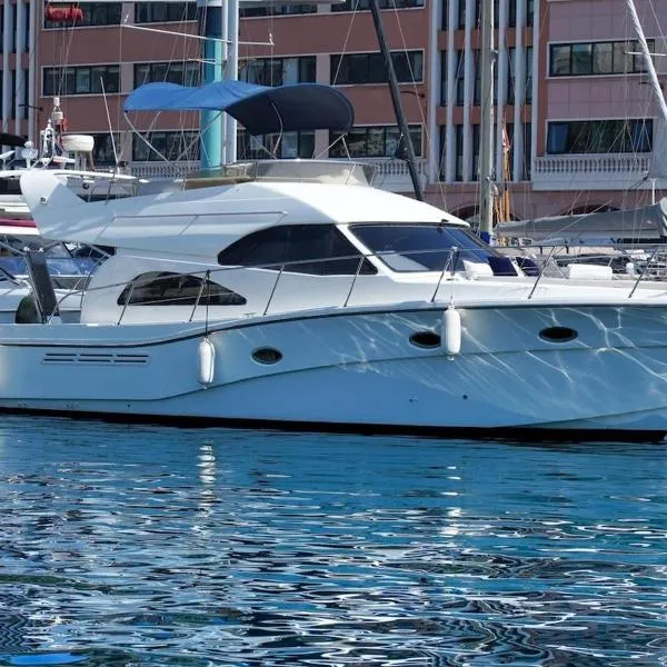 Yacht Experience in Monaco Harbour, hotel in Monte Carlo
