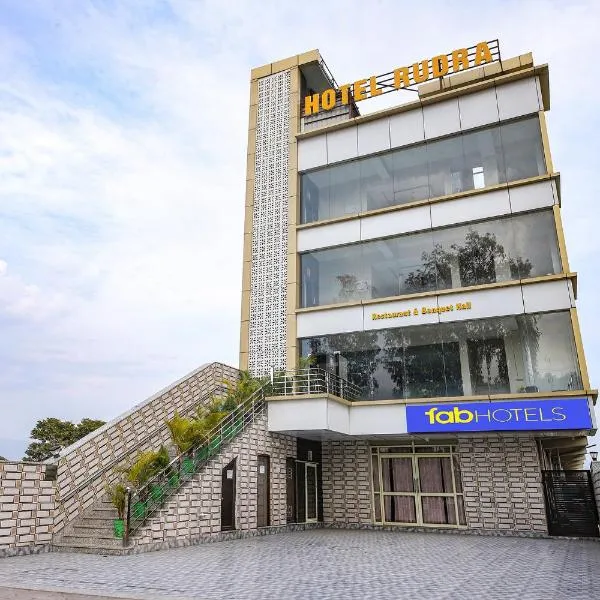 FabHotel Rudra, Hotel in Dehradun