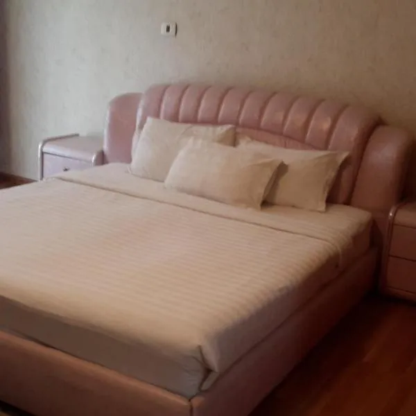 Impress Hotel, hotelli Addis Abebassa