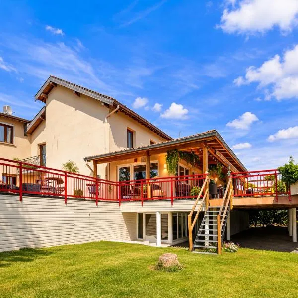 Relais Vosgien - Hôtel Restaurant "la Table de Sophia", hotel en Saint-Pierremont