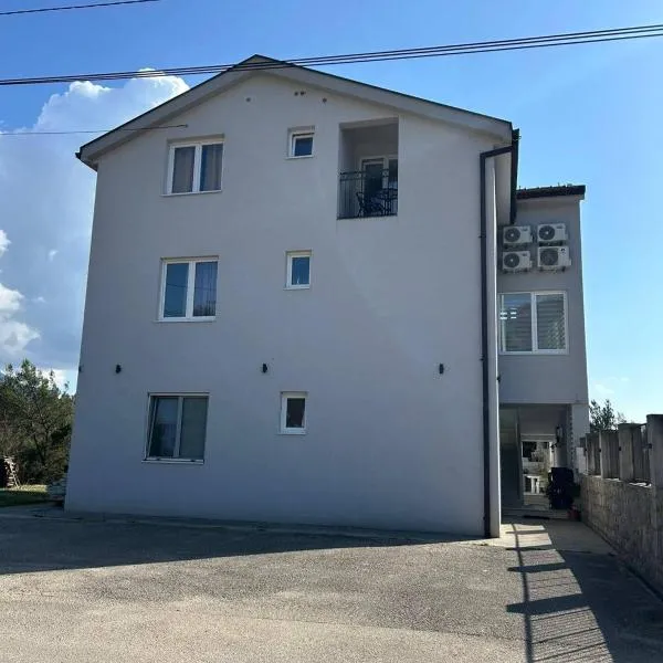 Apartmani Bojana, ξενοδοχείο σε Tivat
