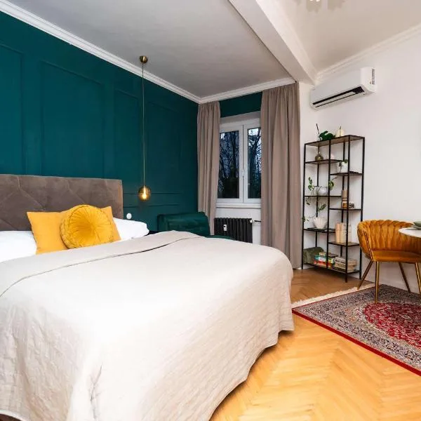 Emerald Boutique & Comfort Studio, hotel i Nivy