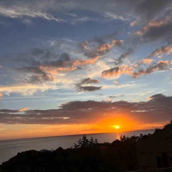 Appartement spacieux vue sur mer, hotel di Vieux-Habitants