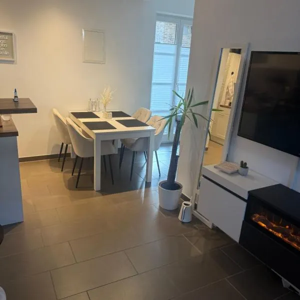 3 Room Apt Bonn, hotel a Bonn