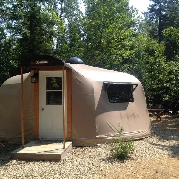 Chalets Lanaudière - Yourtes, hotel v destinaci Rawdon