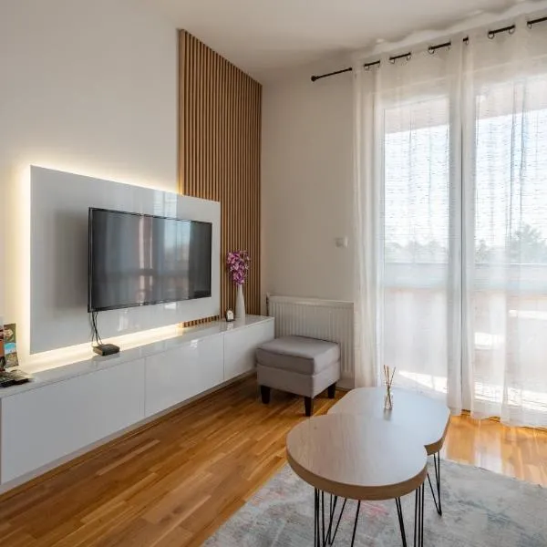 HM Apartments, hotel in Inđija